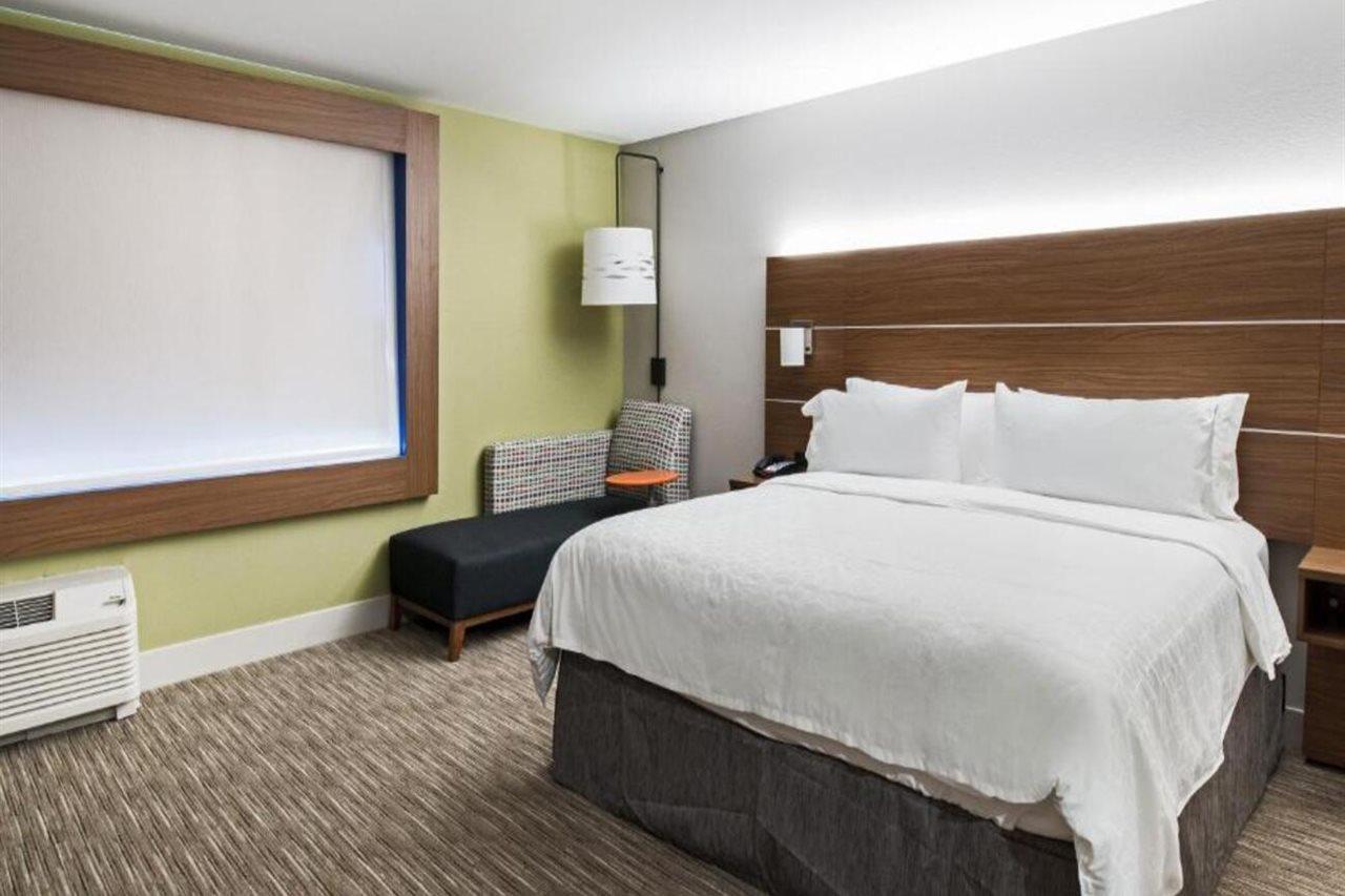Holiday Inn Express & Suites Racine By Ihg Экстерьер фото