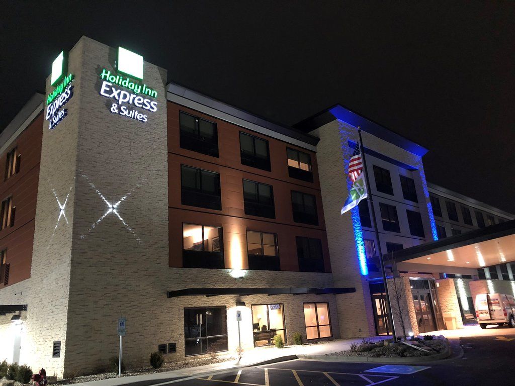 Holiday Inn Express & Suites Racine By Ihg Экстерьер фото